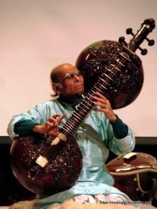 Indian Musical Instruments 6 Indian Musical Instruments Ustad Asad Ali Khan rudra veena player Beenkar gharana